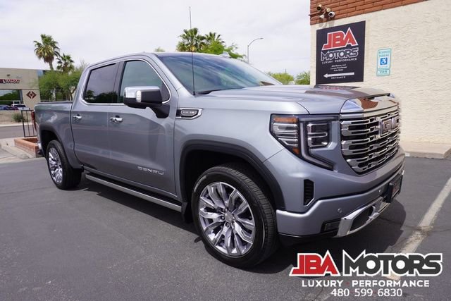Used 2023 GMC Sierra 1500 Denali w/ Denali Reserve Package AWD/4WD image 2