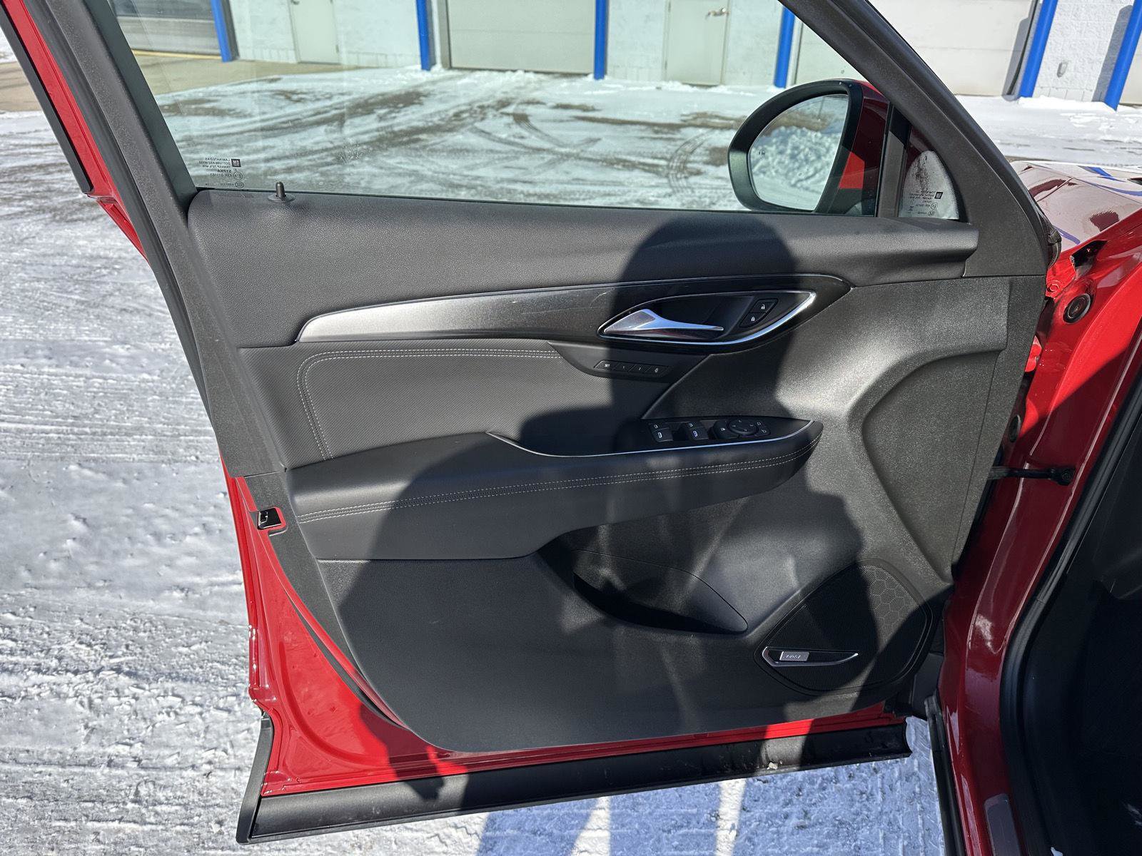 Used 2025 Buick Envision Preferred image 20