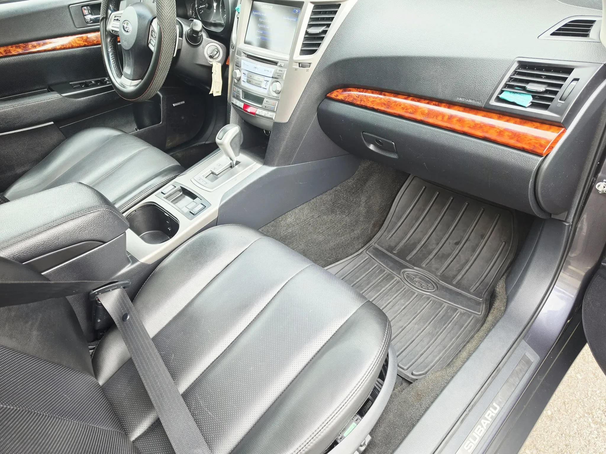 Used 2012 Subaru Outback 2.5i Limited AWD/4WD image 11