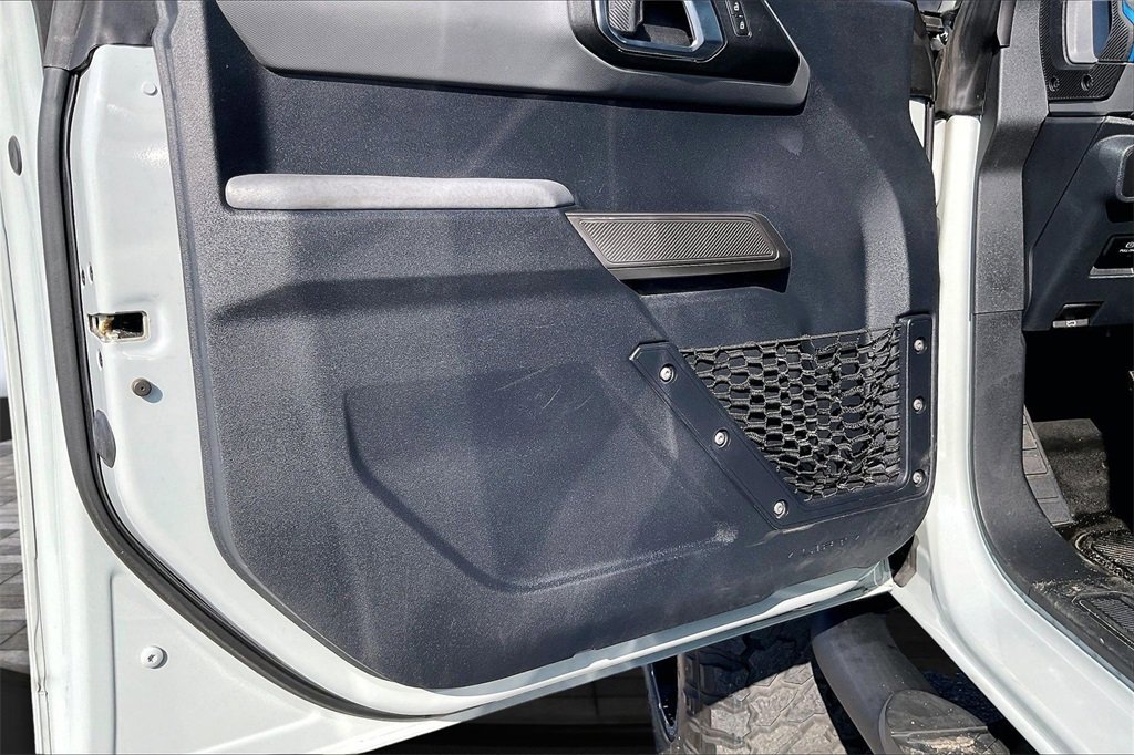 Used 2022 Ford Bronco Black Diamond w/ Sasquatch Package image 22