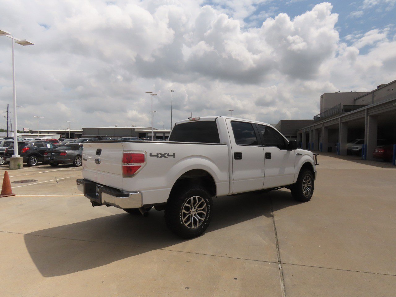 Used 2013 Ford F150 XLT w/ Trailer Tow Pkg AWD/4WD image 11