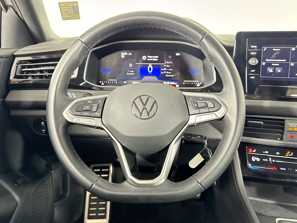 Used 2025 Volkswagen Jetta Sport FWD image 20