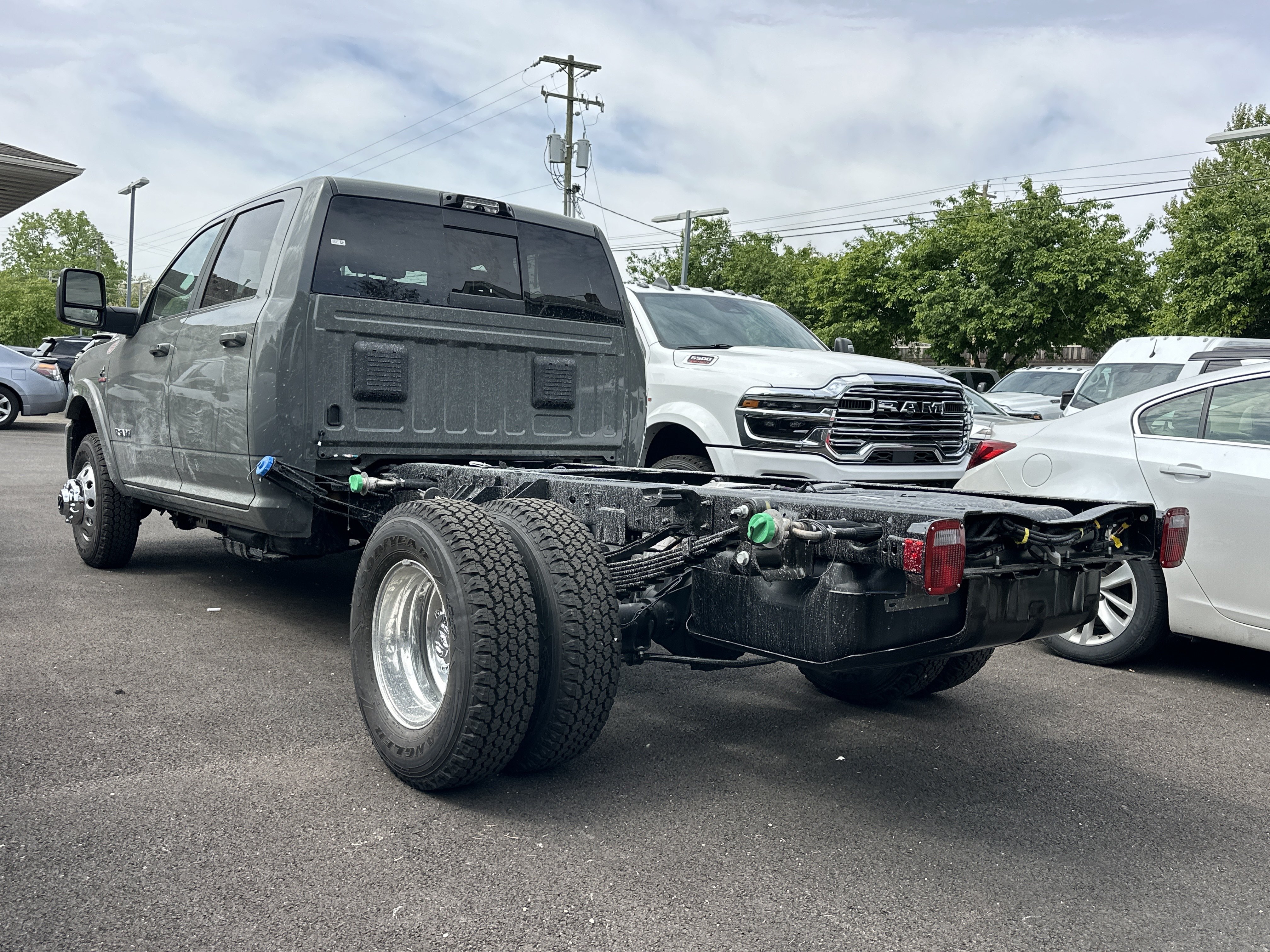 New 2026 RAM 3500 Big Horn w/ Laramie Trim Package AWD/4WD image 19