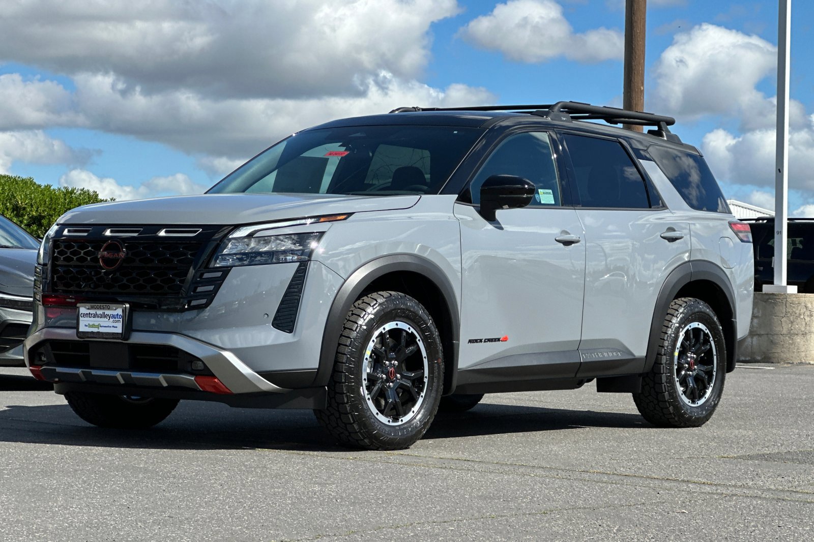 New 2026 Nissan Pathfinder Rock Creek w/ Rock Creek Premium Package image 8