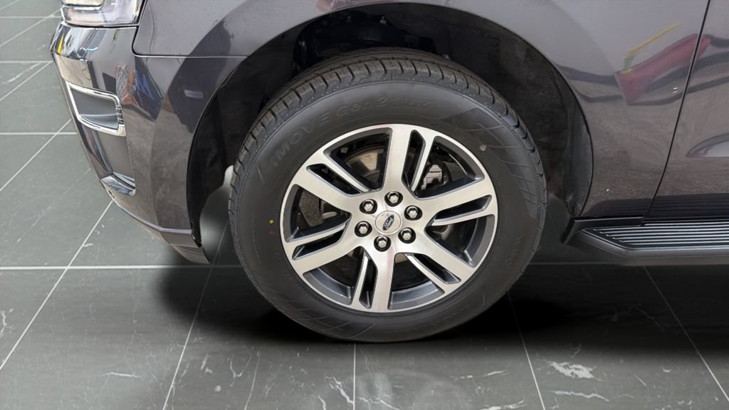 Used 2024 Ford Expedition Limited AWD/4WD image 31
