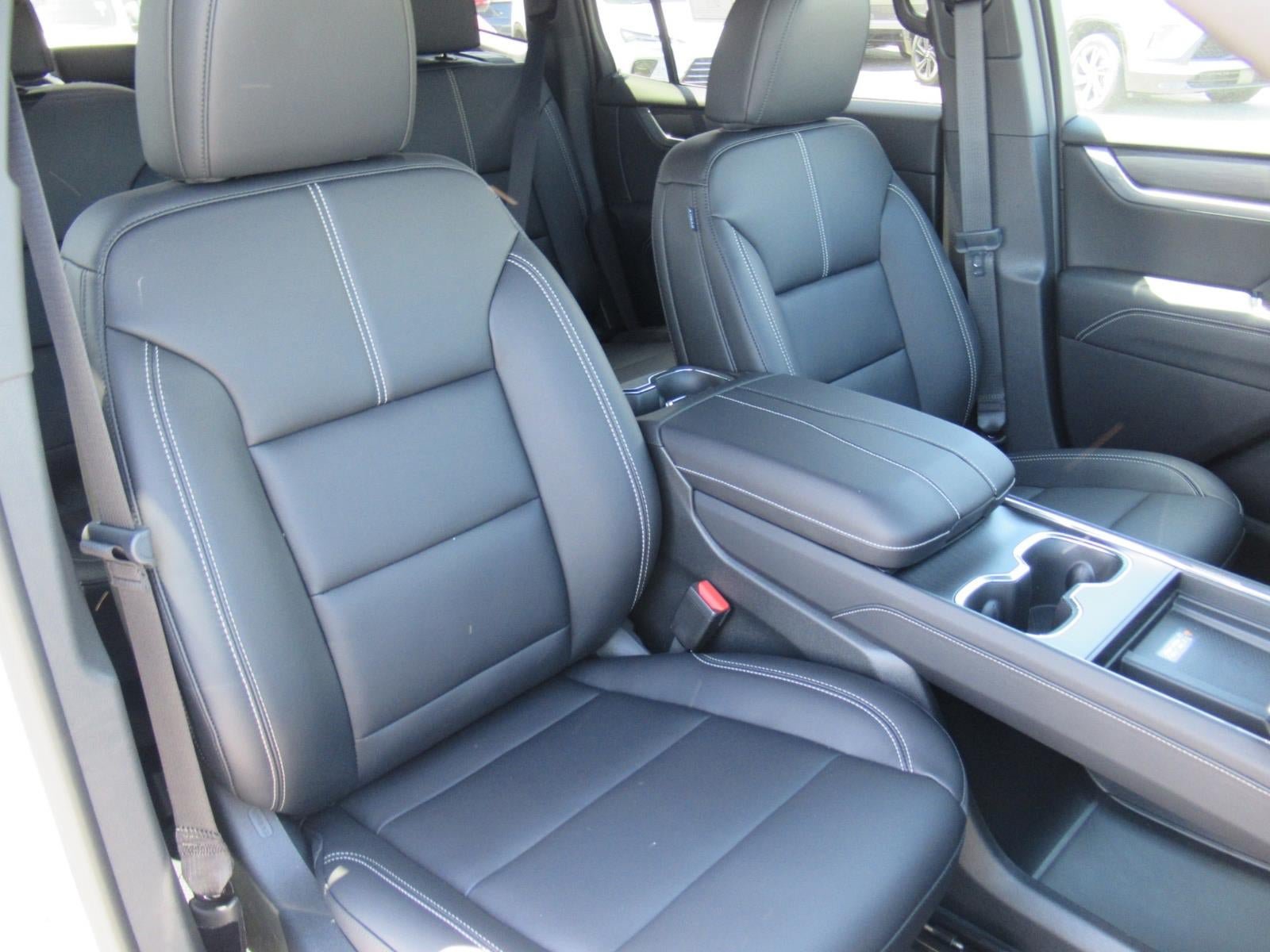 New 2026 GMC Acadia Elevation w/ Elevation Premium Package FWD image 9