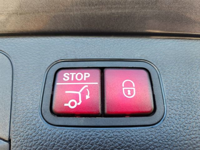 Used 2019 Mercedes-Benz GLC 300 image 19