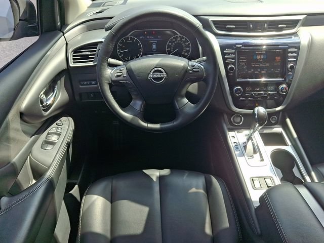 Used 2024 Nissan Murano SV AWD/4WD image 2
