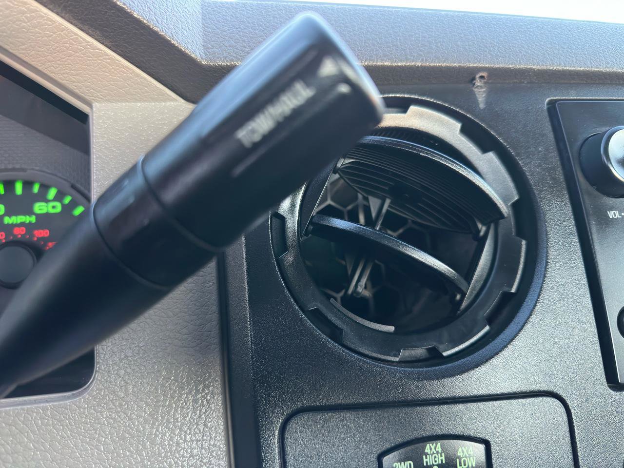 Used 2008 Ford F550 4x4 Regular Cab Super Duty image 28