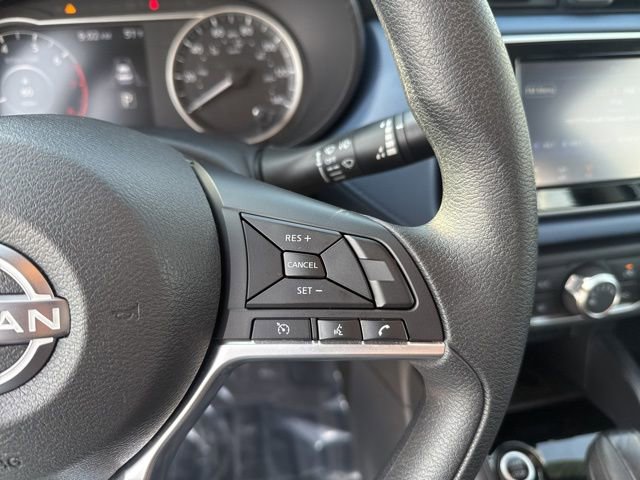 Used 2025 Nissan Versa SV image 18