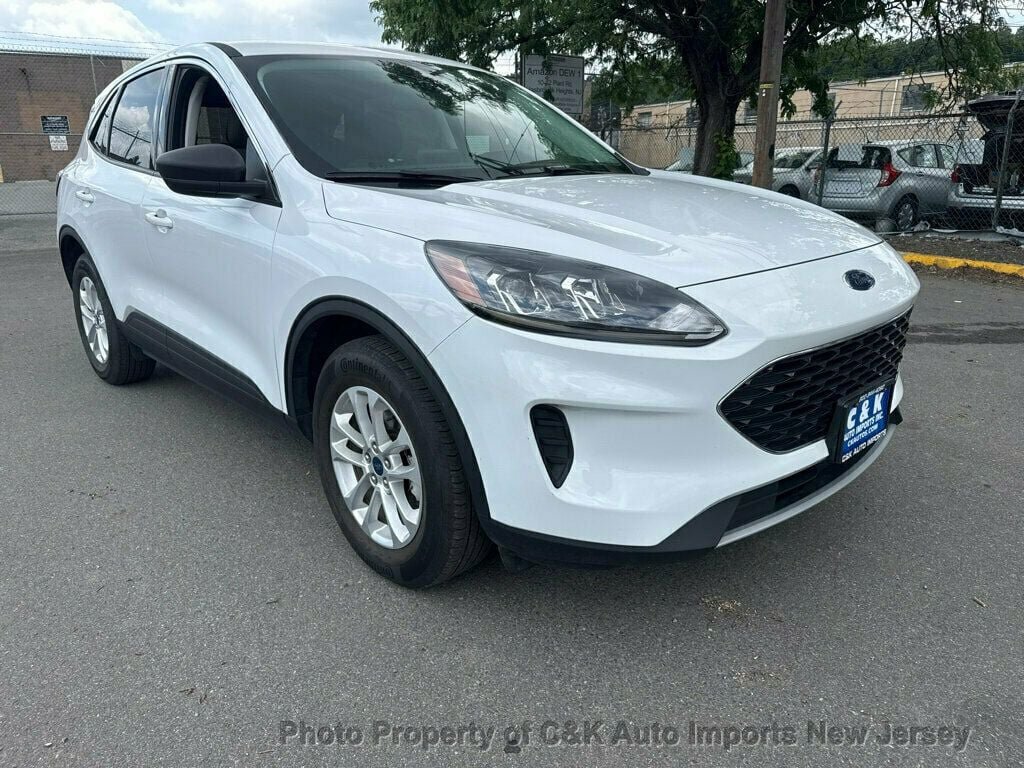 Used 2022 Ford Escape SE AWD/4WD image 8