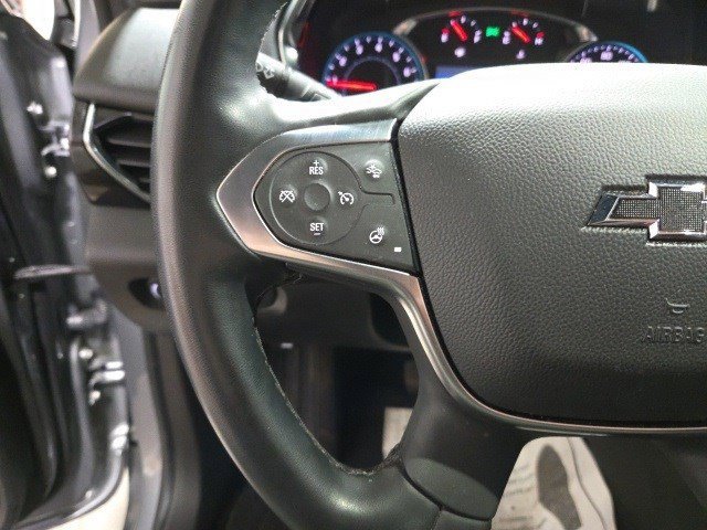 Used 2023 Chevrolet Traverse RS image 19