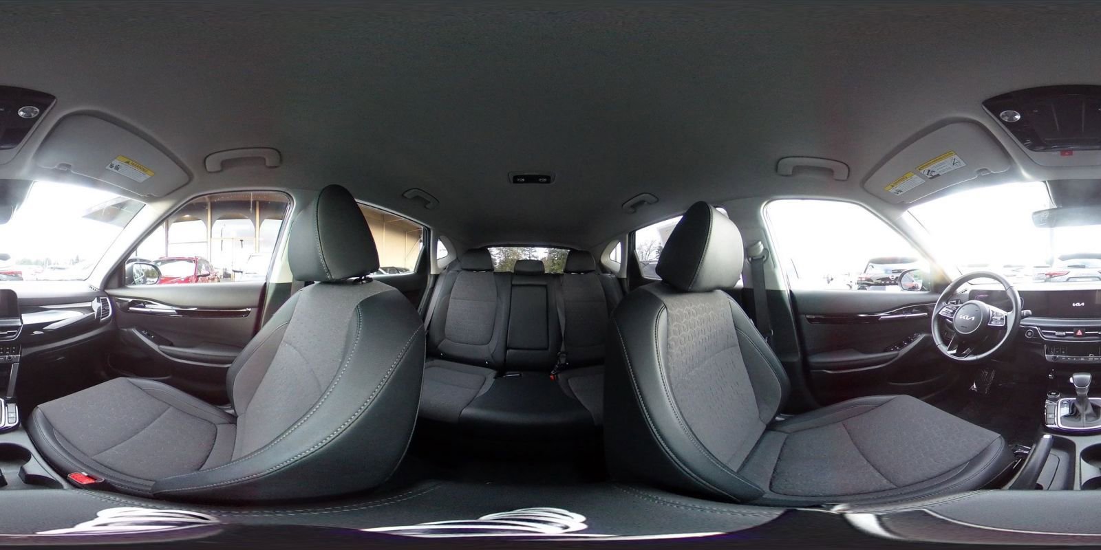 Used 2025 Kia Seltos S image 44