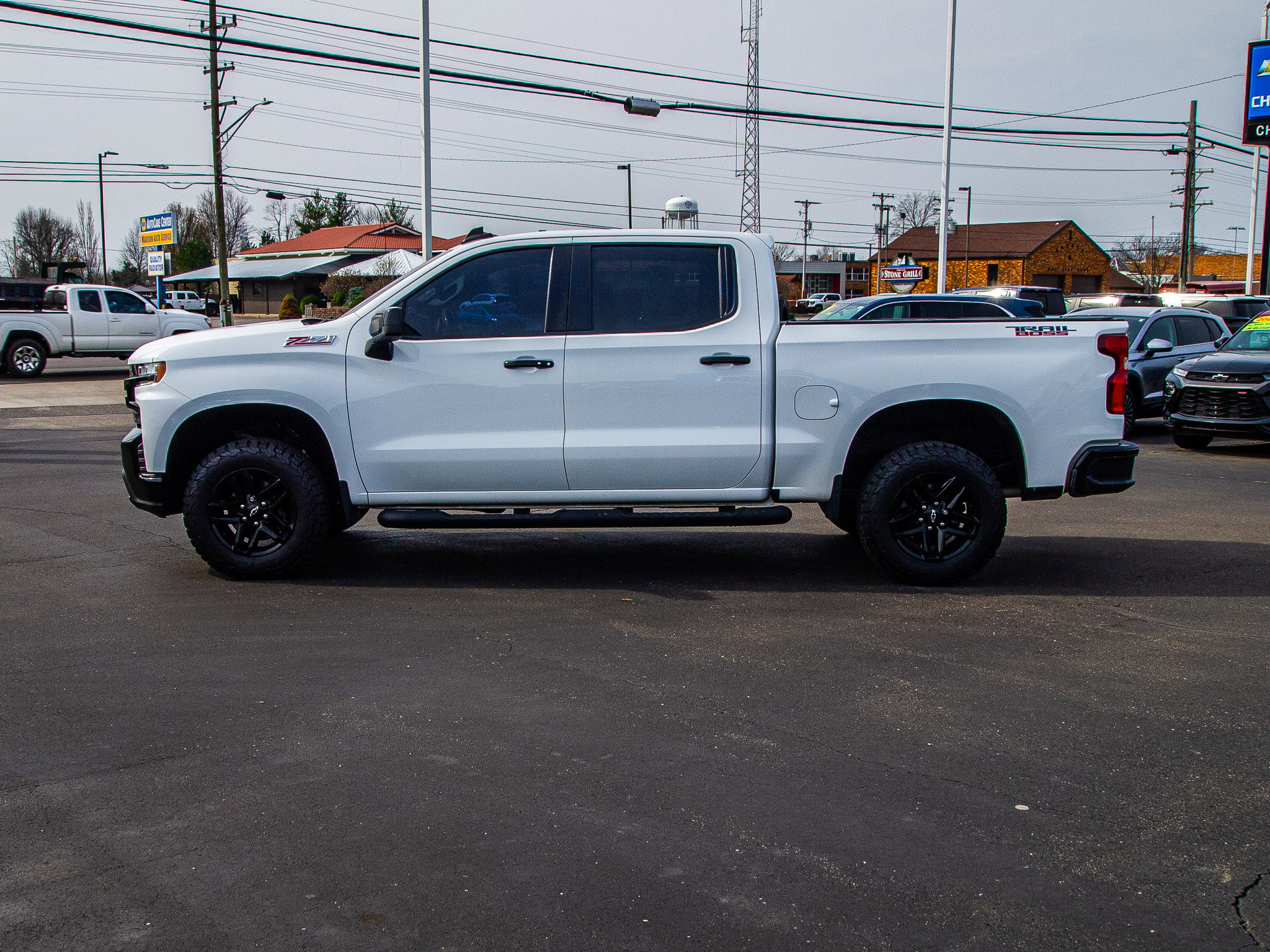 Used 2021 Chevrolet Silverado 1500 LT Trail Boss w/ Convenience Package II AWD/4WD image 4