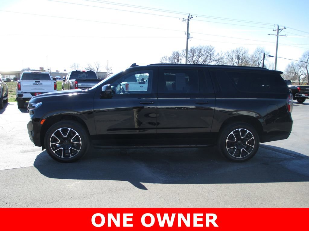 Used 2023 Chevrolet Suburban RST w/ Luxury Package image 10