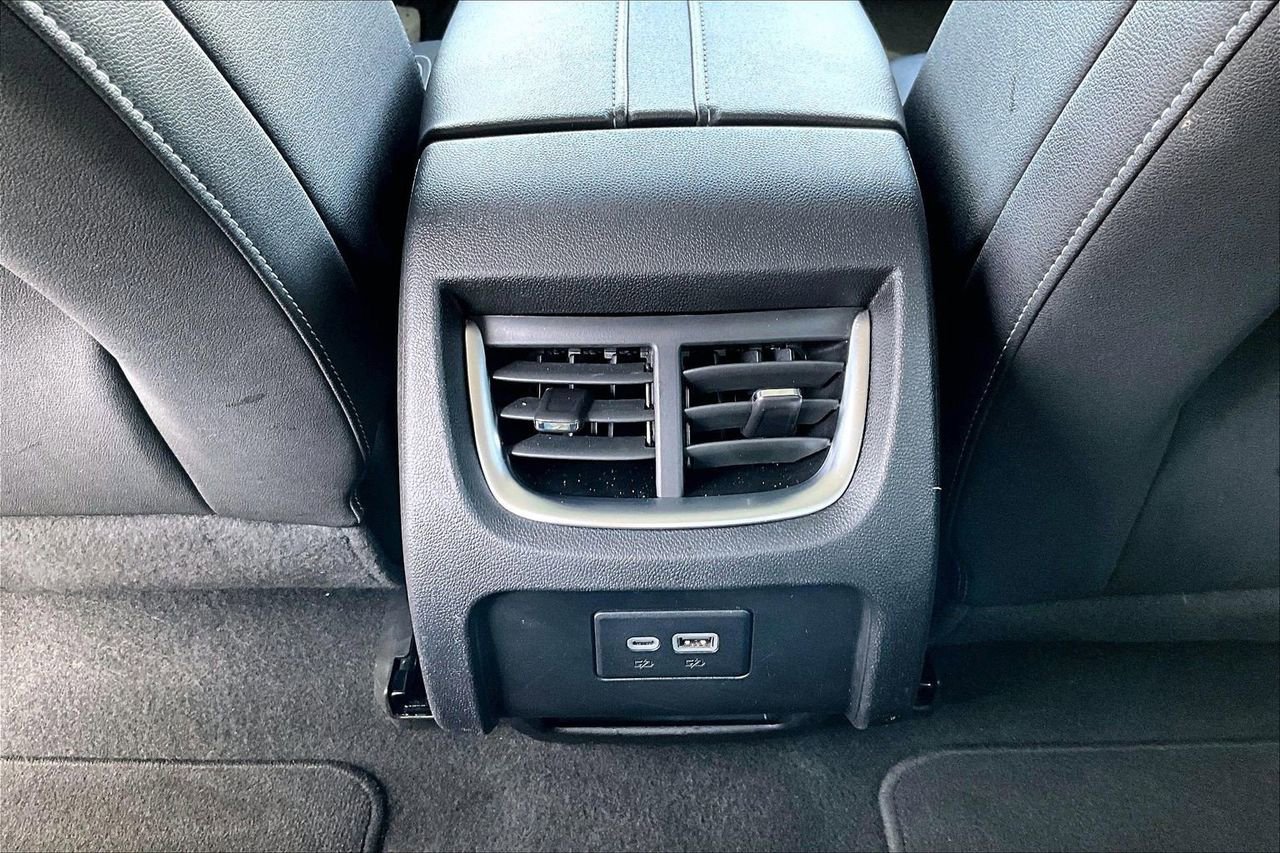 Used 2024 Chevrolet Blazer LT image 15