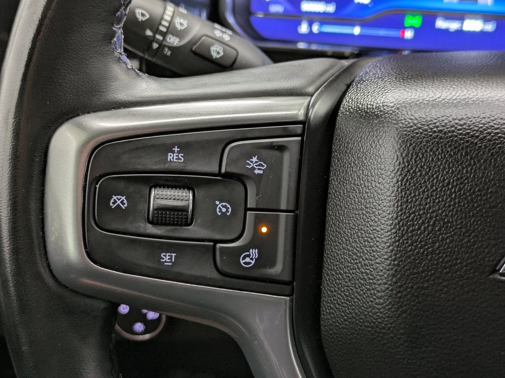 Used 2023 Chevrolet Silverado 1500 LT AWD/4WD image 7