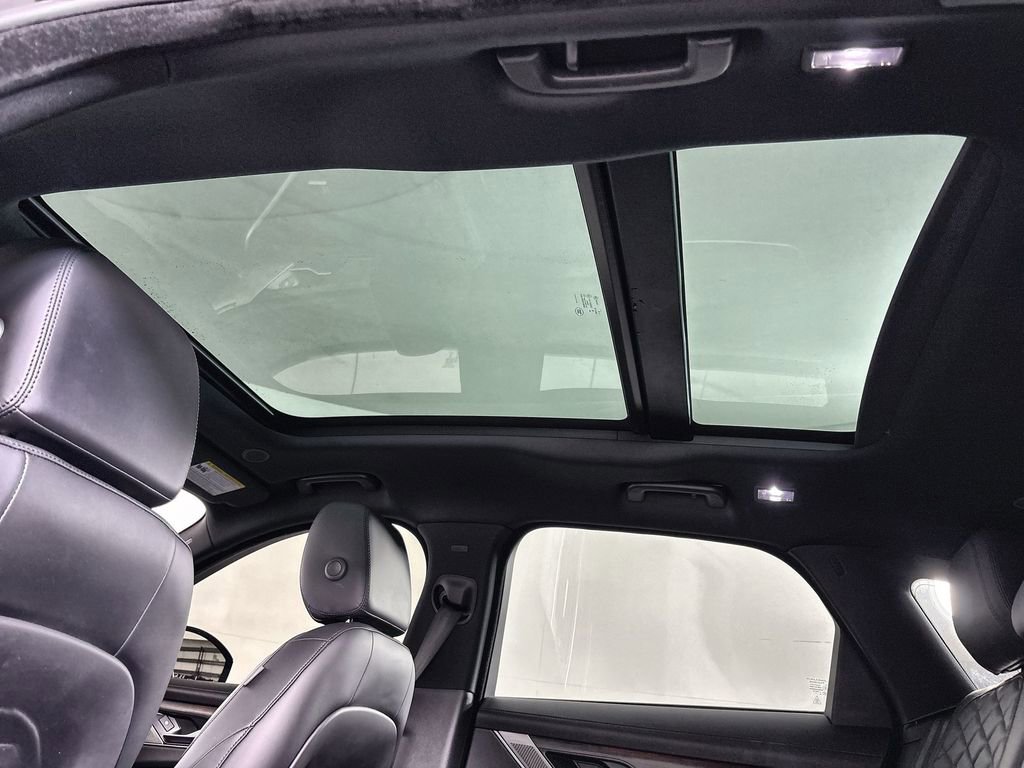 Used 2021 Jaguar F-PACE S AWD/4WD image 16