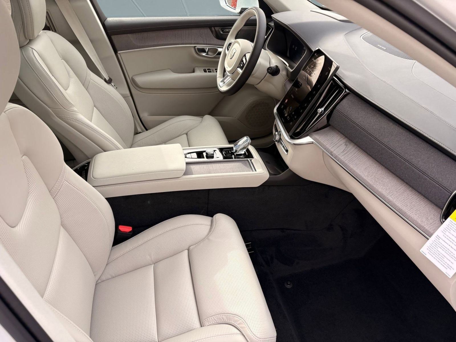 New 2026 Volvo XC90 T8 Ultra image 27