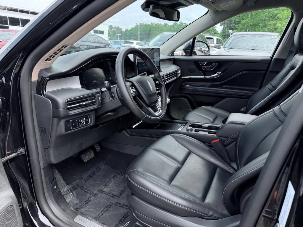 Used 2026 Lincoln Corsair Premiere AWD/4WD image 19