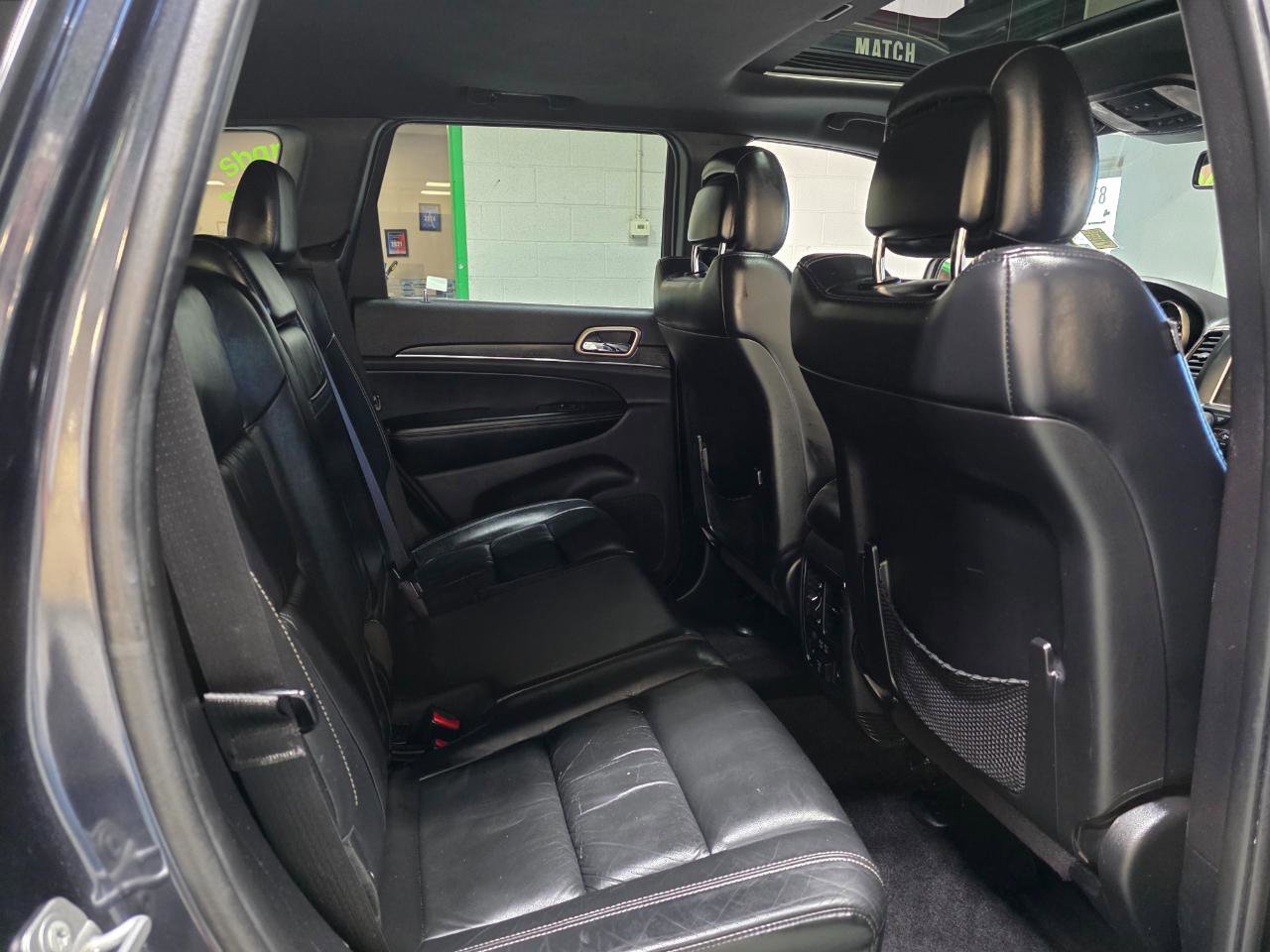 Used 2015 Jeep Grand Cherokee Limited AWD/4WD image 24