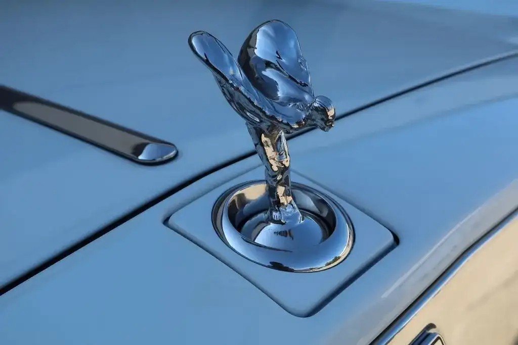 Used 2015 Rolls-Royce Phantom Drophead Coupe RWD image 23