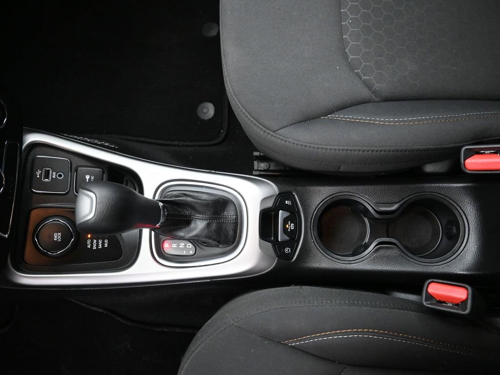 Used 2018 Jeep Compass Sport image 19
