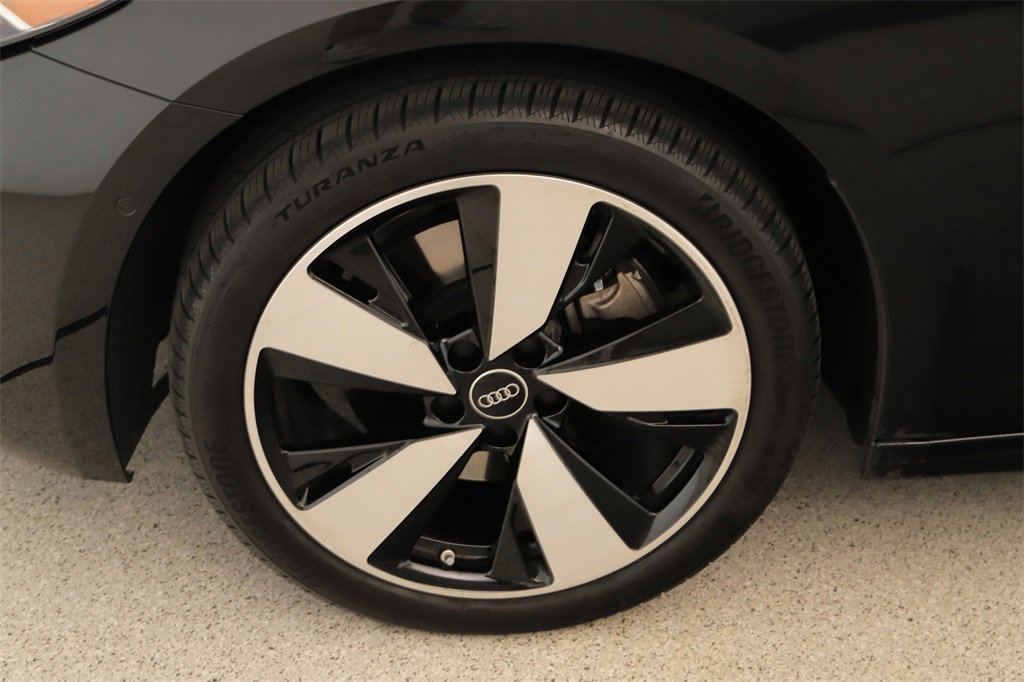 Certified 2025 Audi A5 2.0T Prestige w/ 19" Wheel Package image 33