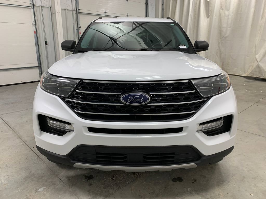 Used 2021 Ford Explorer XLT w/ Equipment Group 202A image 31