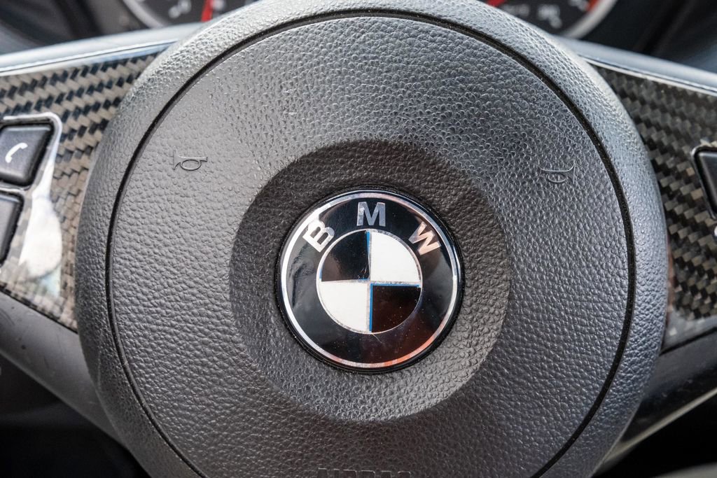 Used 2007 BMW M6 Convertible RWD image 23