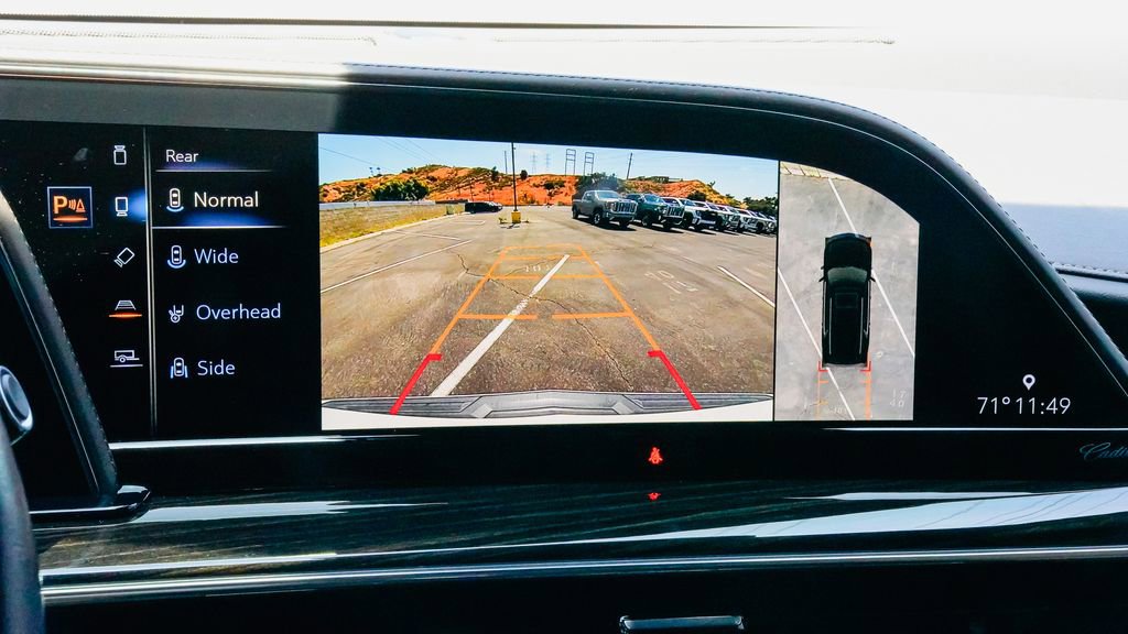 Certified 2021 Cadillac Escalade ESV Premium Luxury w/ LPO, Radiant Package AWD/4WD image 26