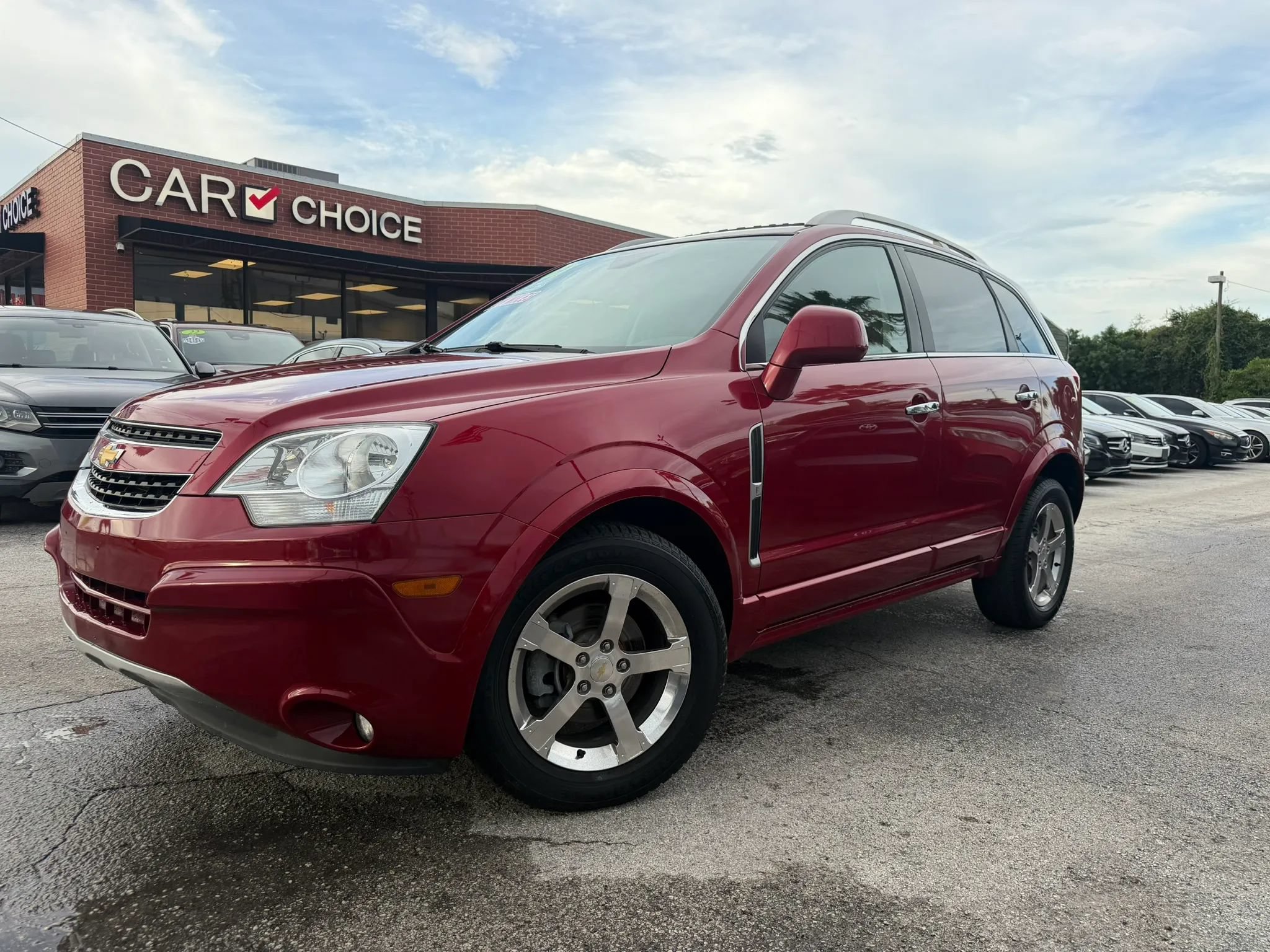 Used 2014 Chevrolet Captiva Sport LT w/ Convenience Package FWD image 1