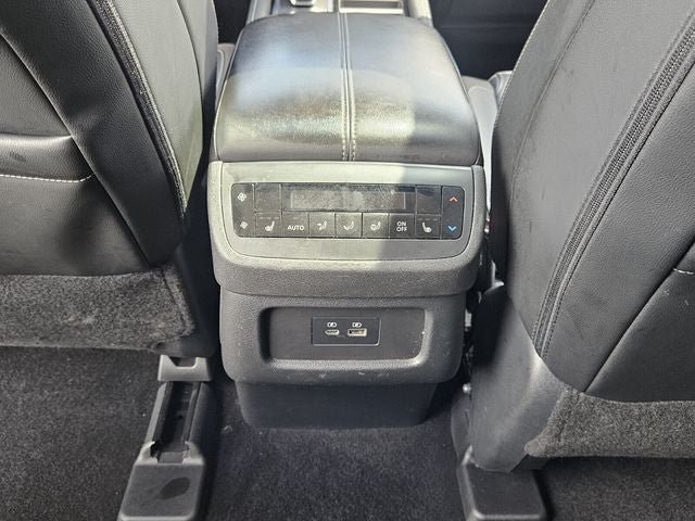 Used 2024 Nissan Pathfinder SL w/ SL Premium Package FWD image 14