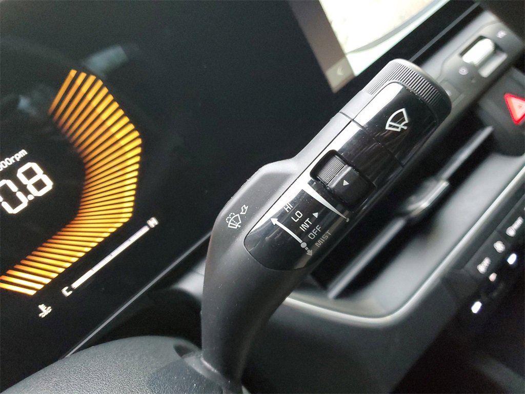 Certified 2025 Kia K4 LXS image 28