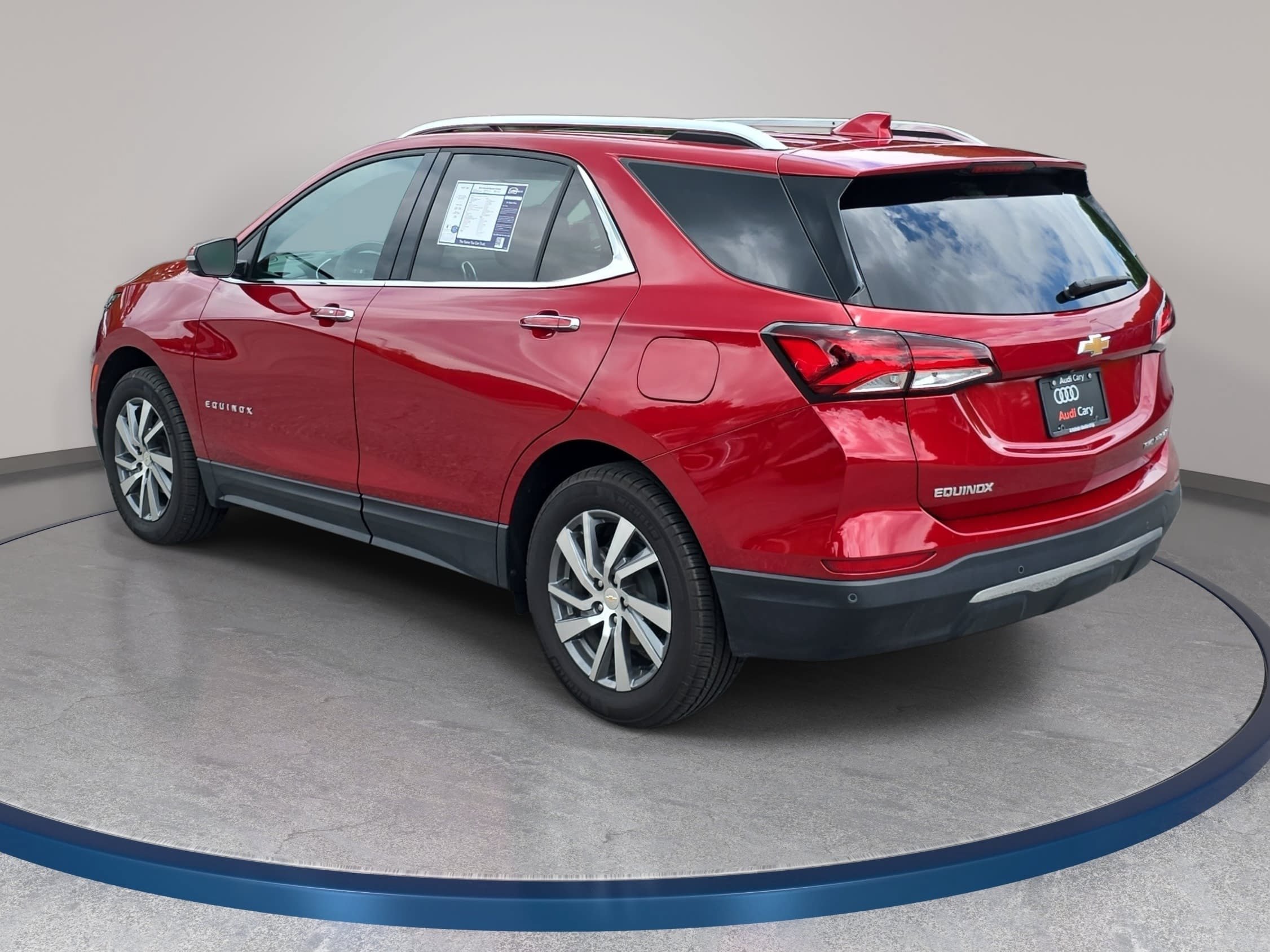 Used 2024 Chevrolet Equinox Premier AWD/4WD image 7