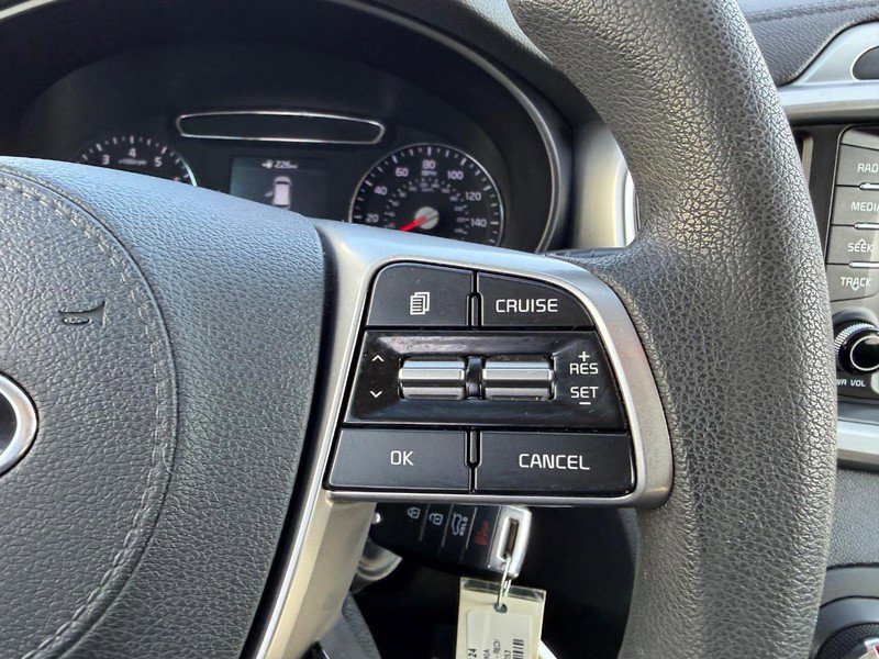 Used 2019 Kia Sorento LX FWD image 13