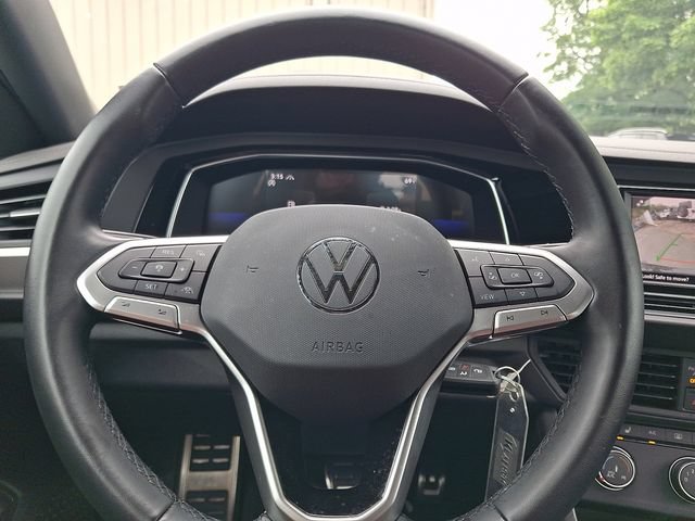 Certified 2024 Volkswagen Jetta Sport FWD image 18