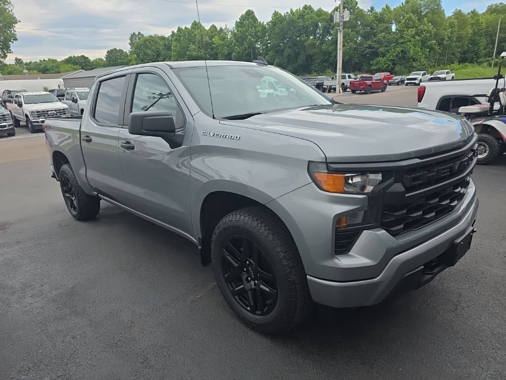 Used 2024 Chevrolet Silverado 1500 Custom AWD/4WD image 4