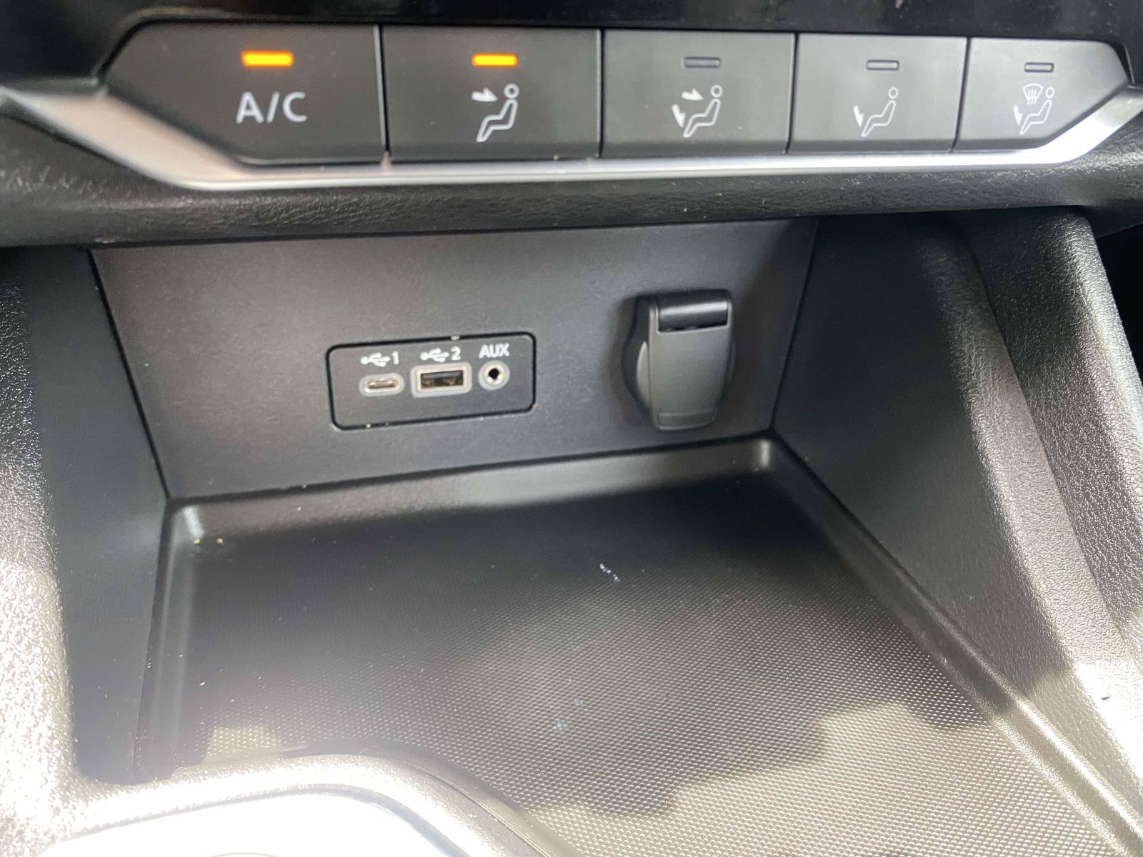 Used 2023 Nissan Sentra SV FWD image 26