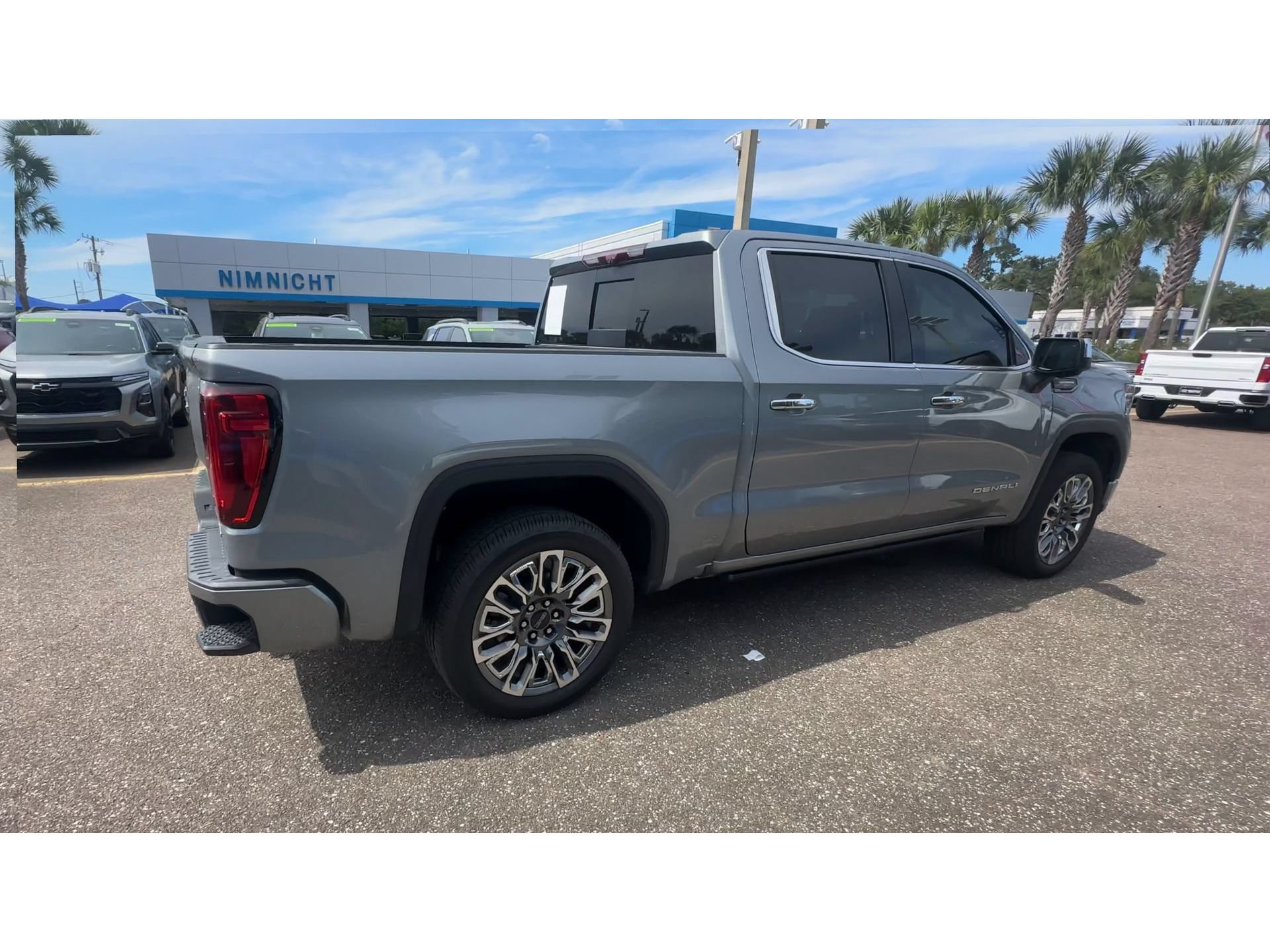 Used 2024 GMC Sierra 1500 Denali Ultimate AWD/4WD image 2