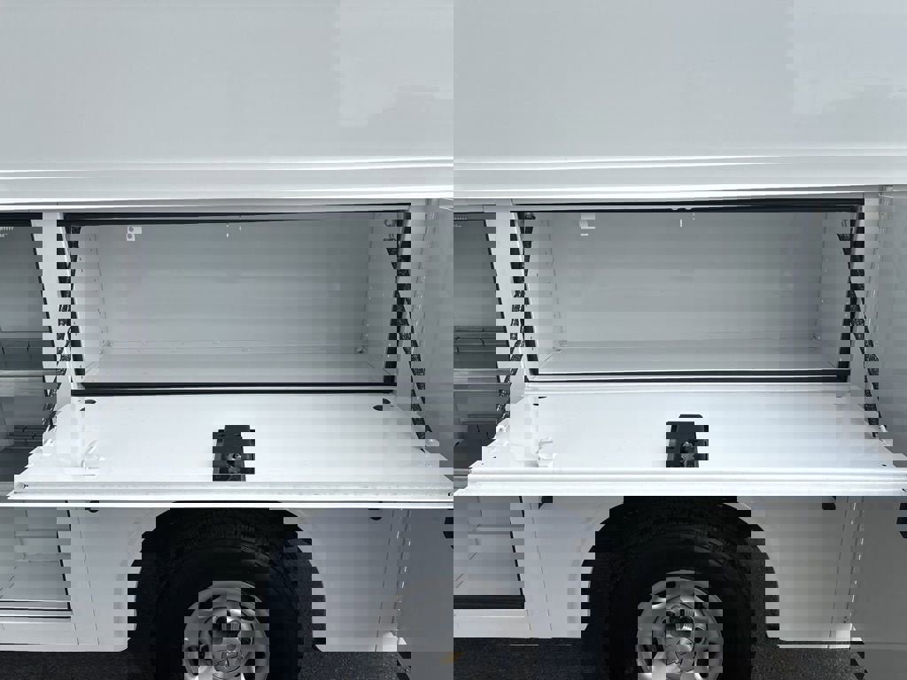 New 2025 Chevrolet Express 3500 w/ Power Convenience Package image 12