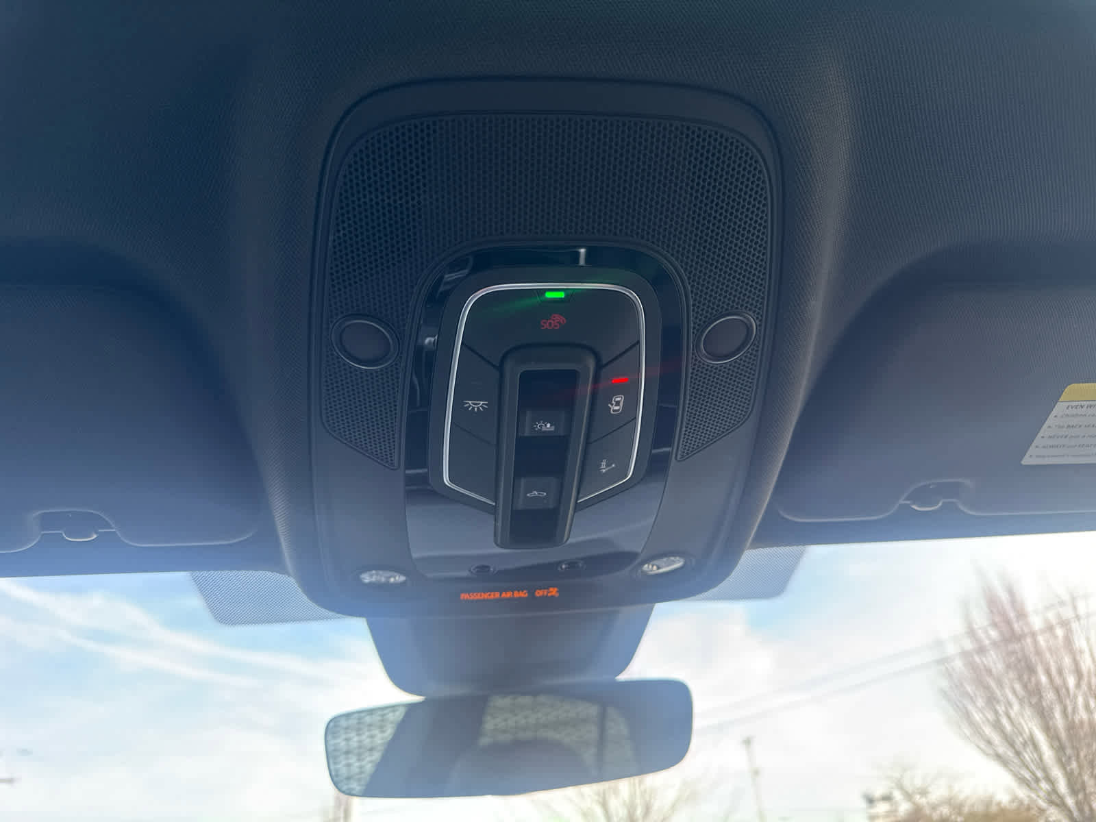 Used 2025 Audi Q8 Premium Plus w/ Premium Plus Package image 17