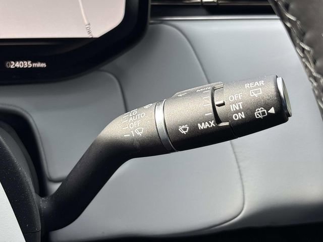 Used 2025 Land Rover Range Rover Sport SE AWD/4WD image 33