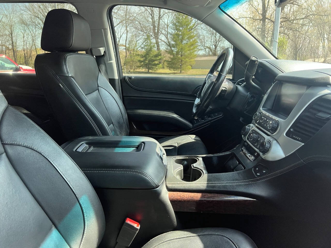 Used 2019 GMC Yukon XL SLT AWD/4WD image 10