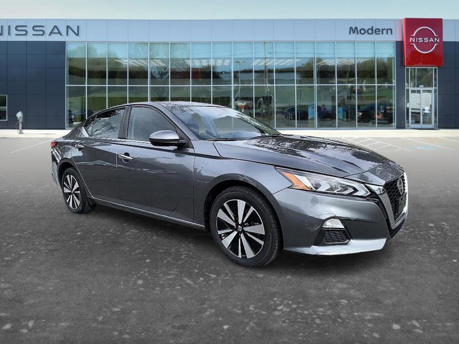 Certified 2022 Nissan Altima 2.5 SV image 3