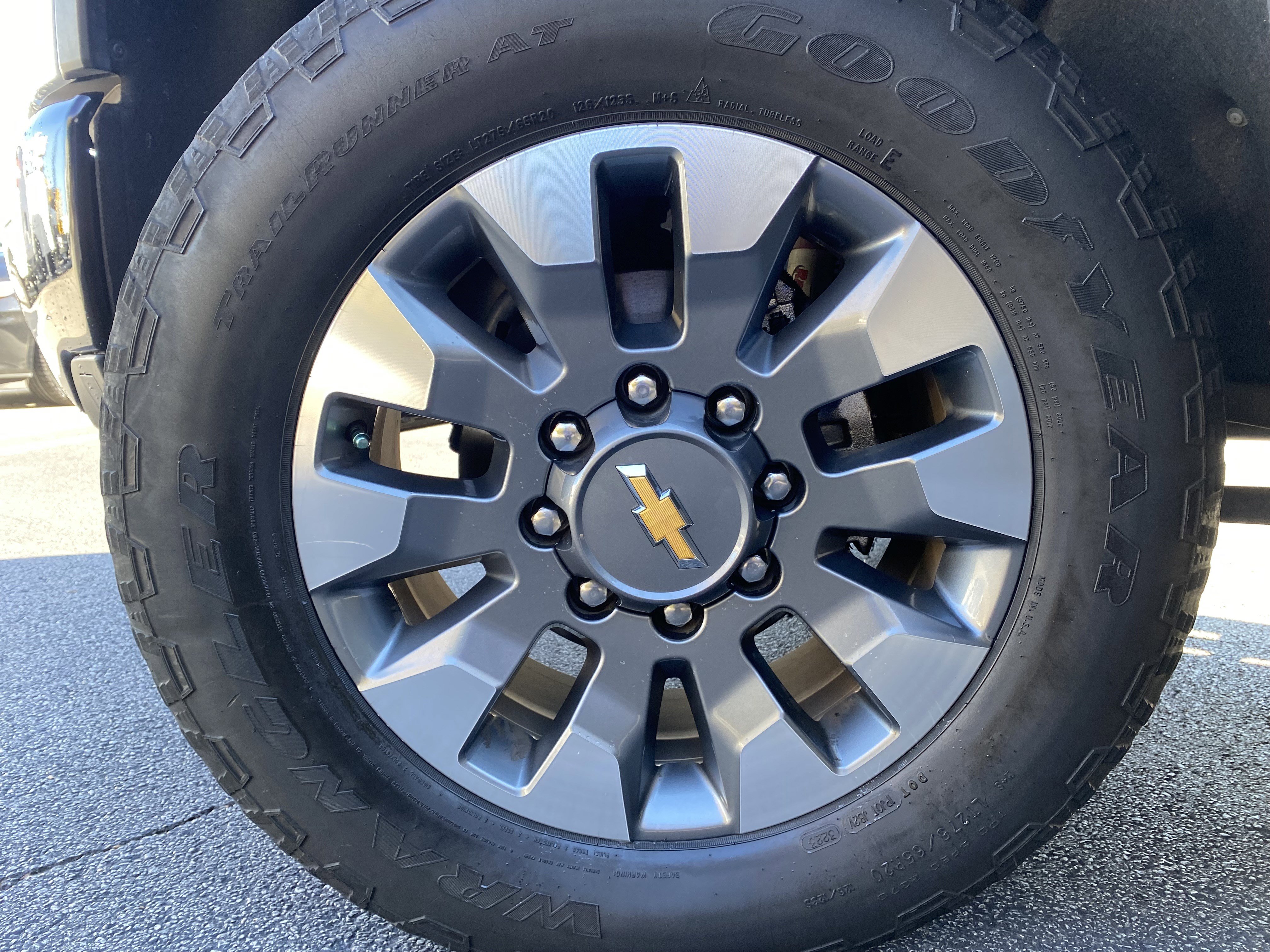 Used 2024 Chevrolet Silverado 2500 Custom w/ Custom Value Package image 13