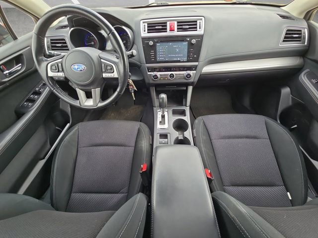 Used 2017 Subaru Outback 2.5i Premium image 20