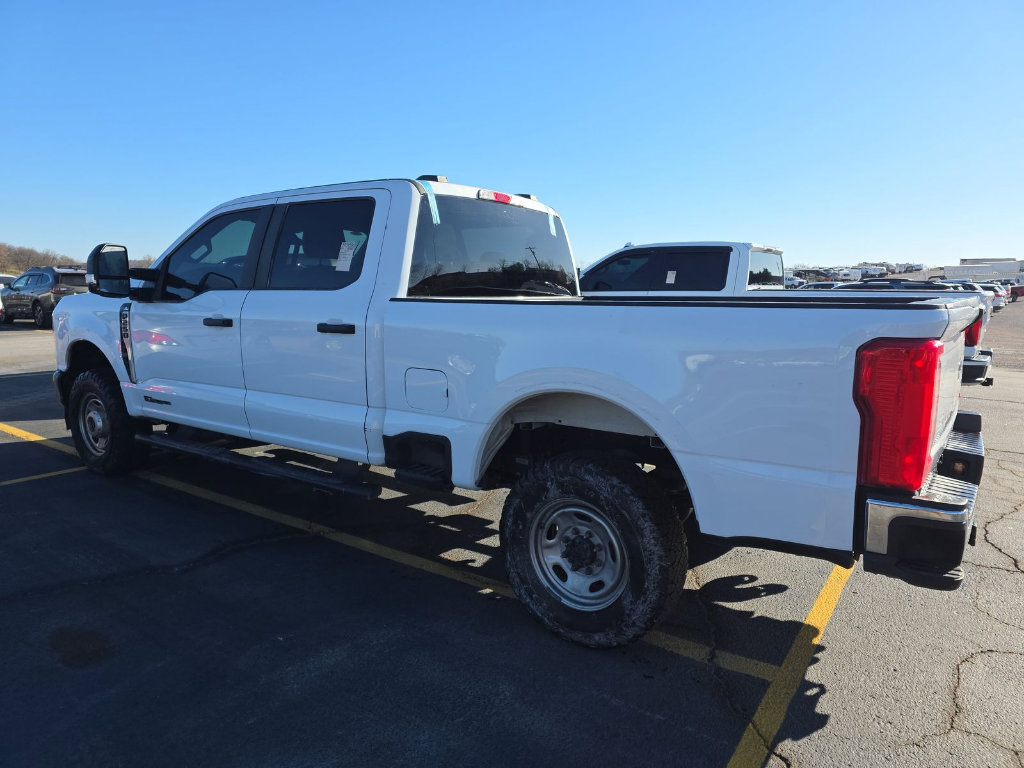 Used 2023 Ford F250 XL AWD/4WD image 9
