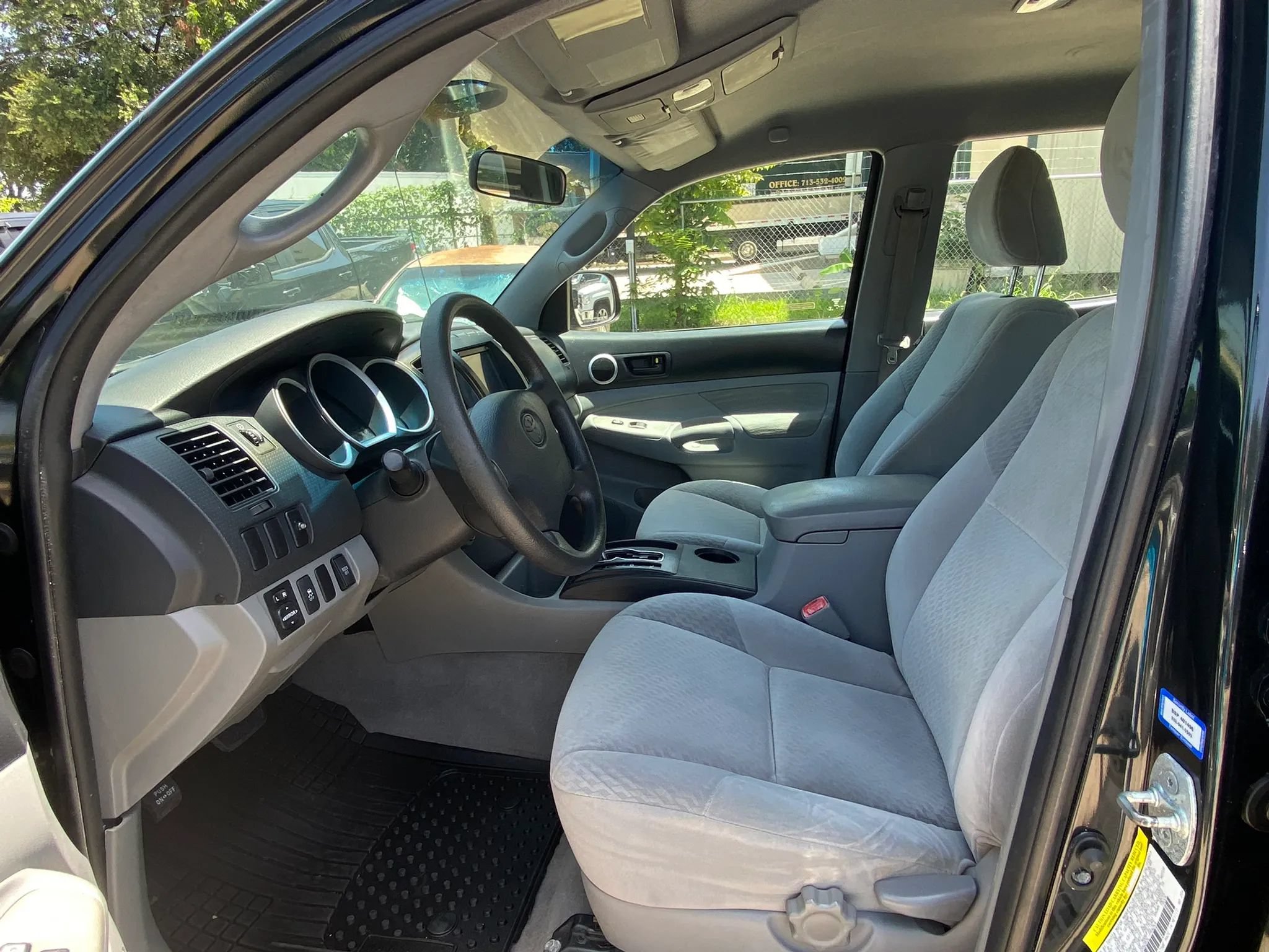 Used 2010 Toyota Tacoma PreRunner RWD image 23