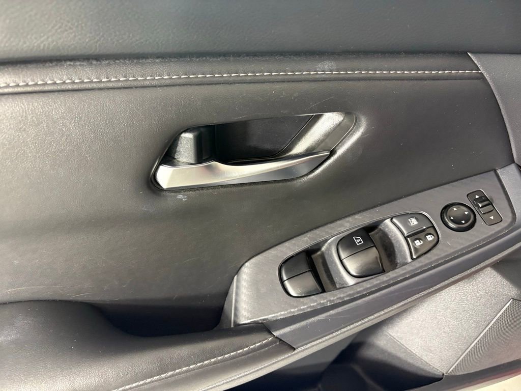 Used 2023 Nissan Sentra SV FWD image 23